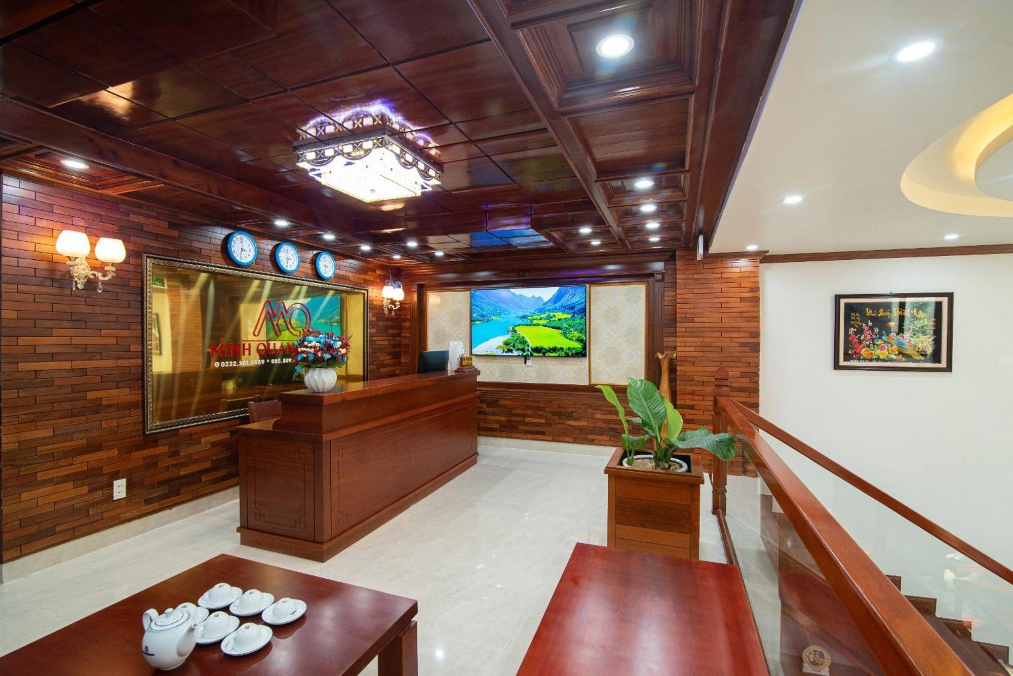 Khách sạn Minh Quang Hotel Dong Hoi Exterior foto